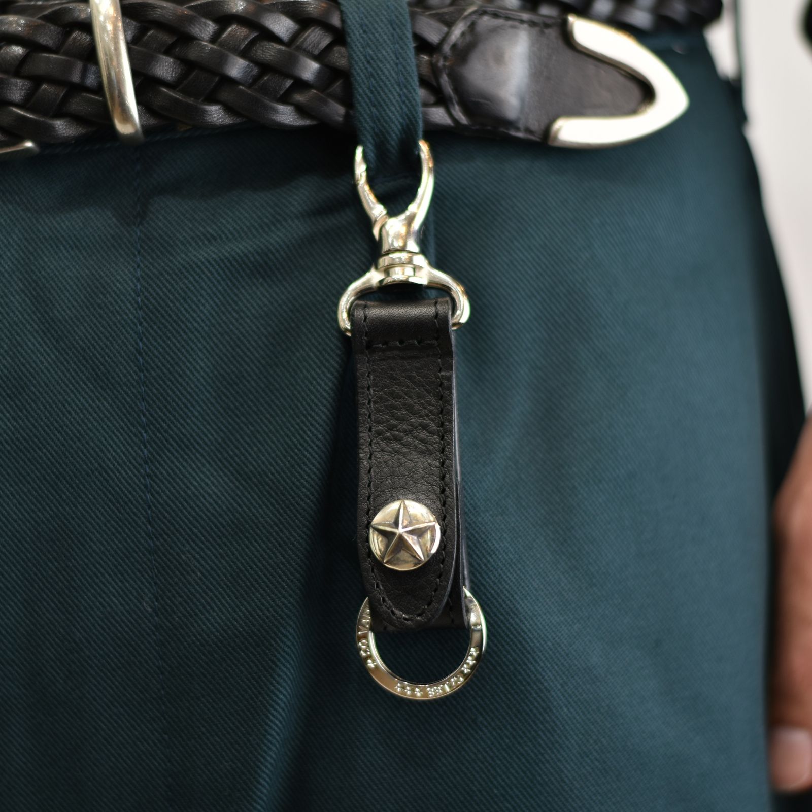 24SS【新品】☆CALEE：シルバー925　スターコンチョ　レザーキーリング CALEE - SILVER STAR CONCHO LEATHER KEY RING (BLACK