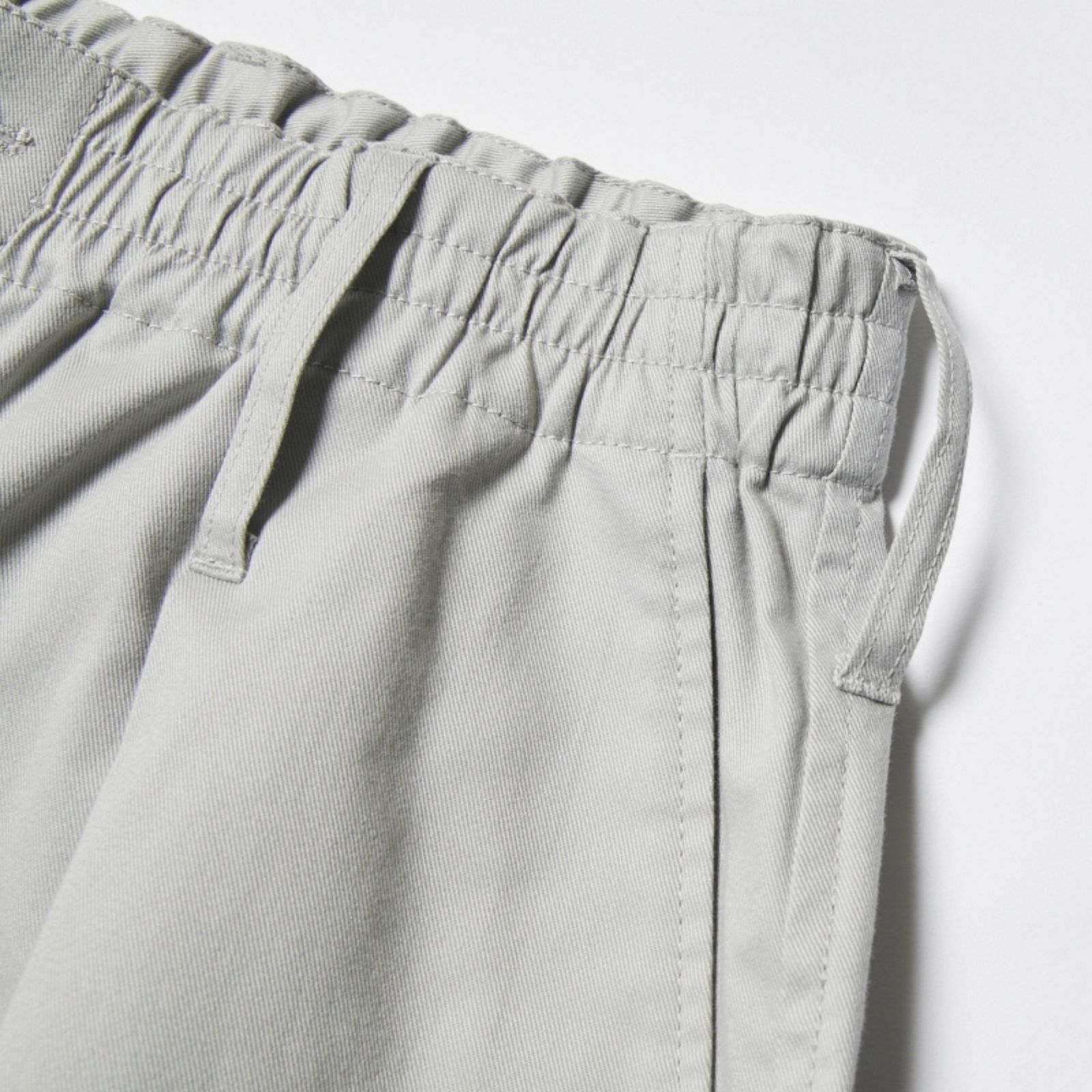 × INVINCIBLE®︎  ハーフパンツ （GRAY）