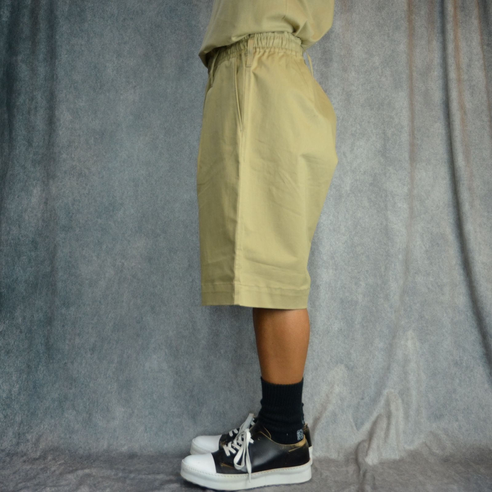 × INVINCIBLE®︎  ハーフパンツ （BEIGE）