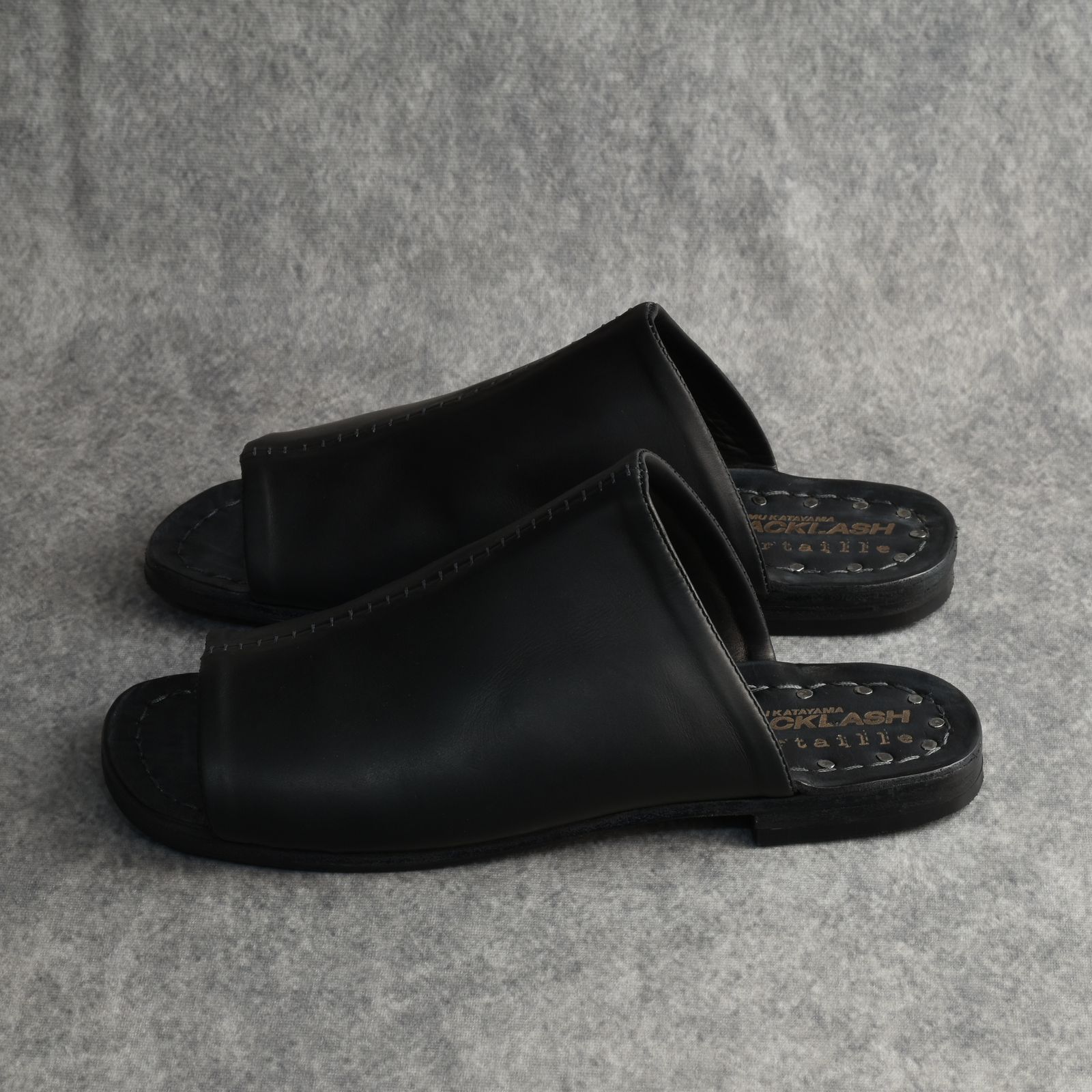 × Portaille GUIDIオイルカーフ サンダル (BLACK /ブラック)
