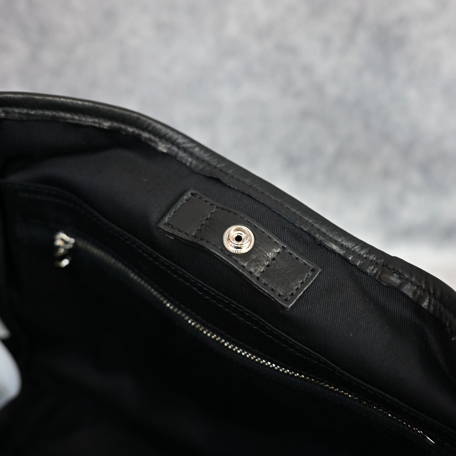 PC RIDERS LEATHER TOTE BAG S W / LOVE & PEACE SILVER (BLACK)｜レザートート バッグ （ブラック） PC-017-3696-10