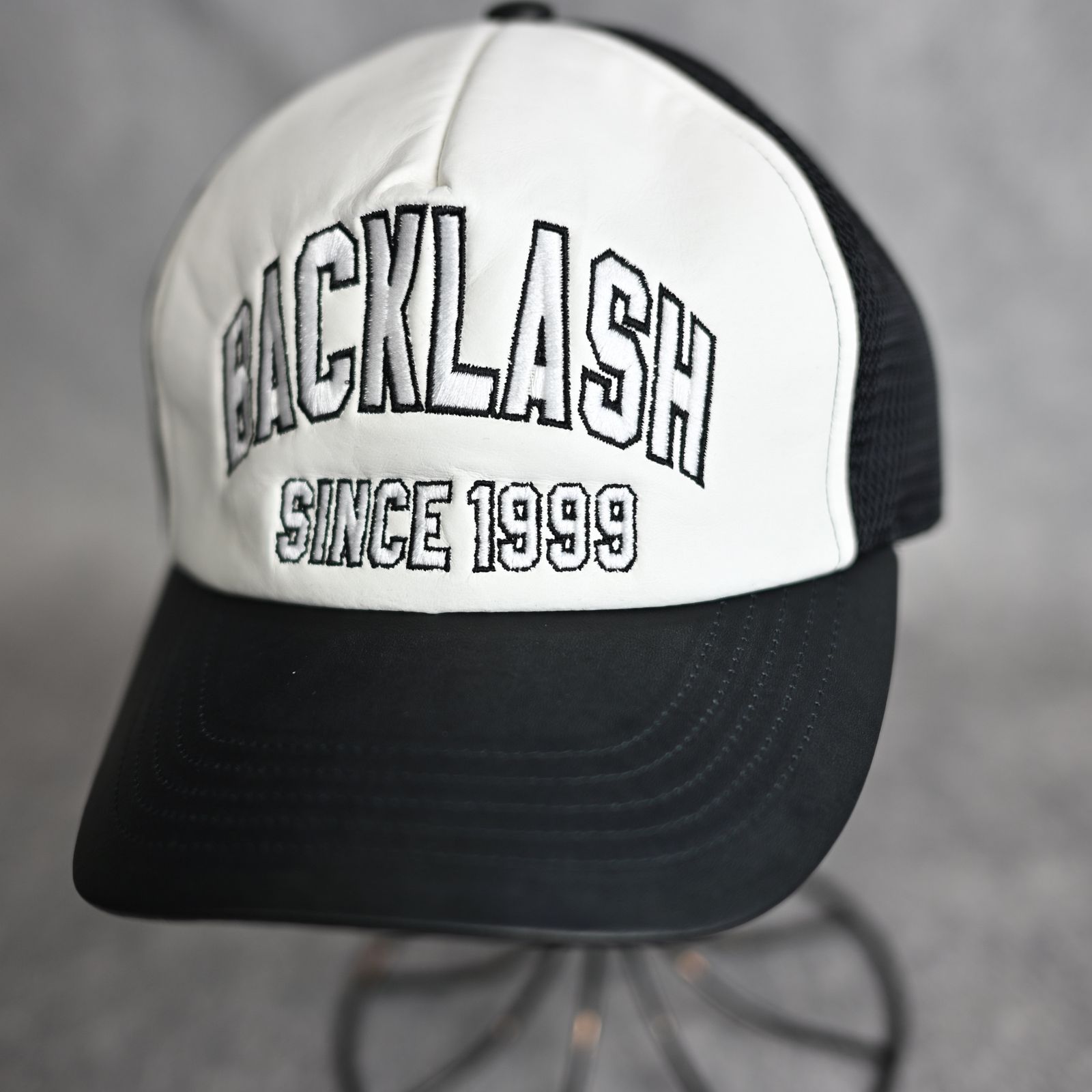 Furniture Leather メッシュキャップ （BLK×WHT / ブラック×ホワイト）  892-02