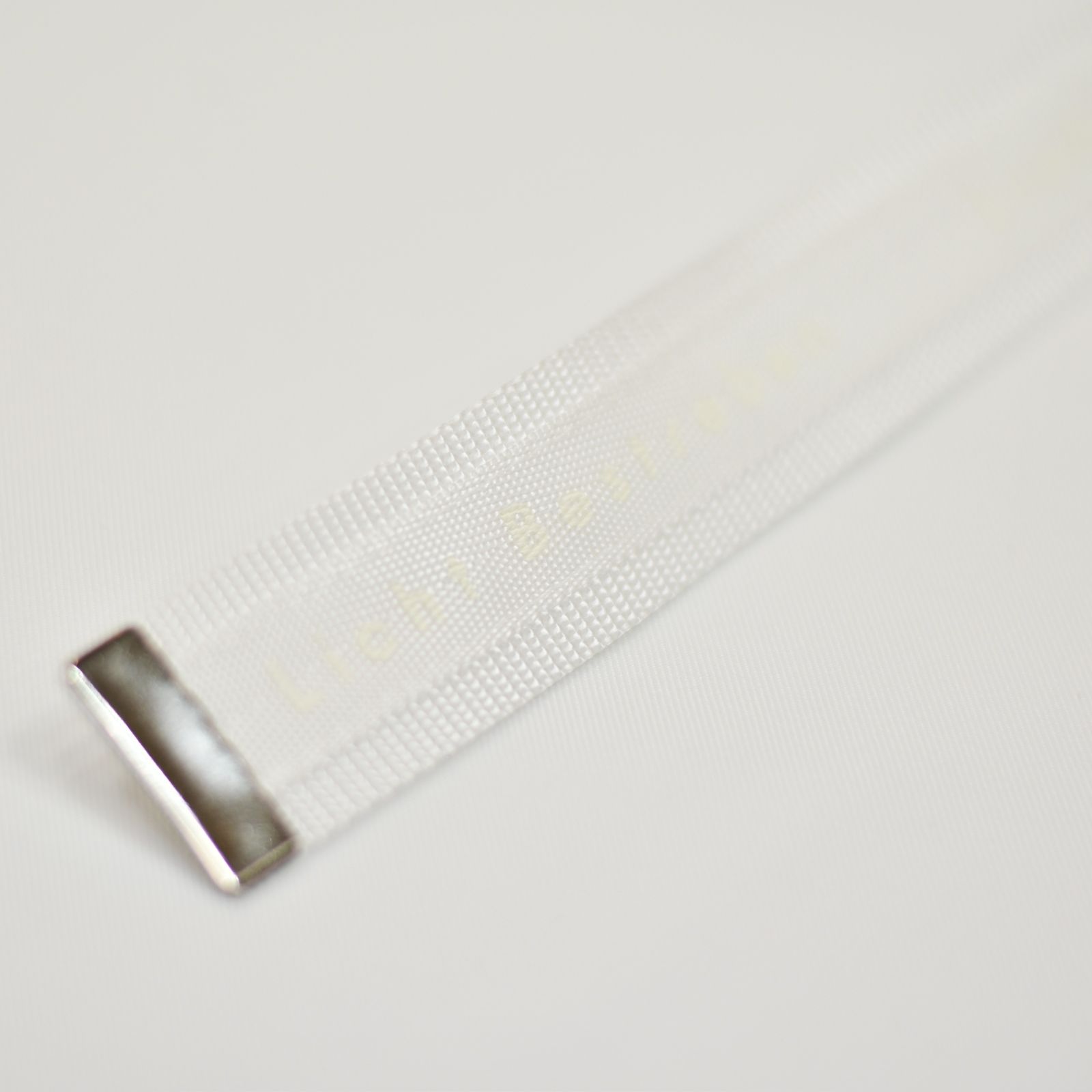 マグネットバックルロングベルト / LB22SS-AC01 (WHITE×SILVER)