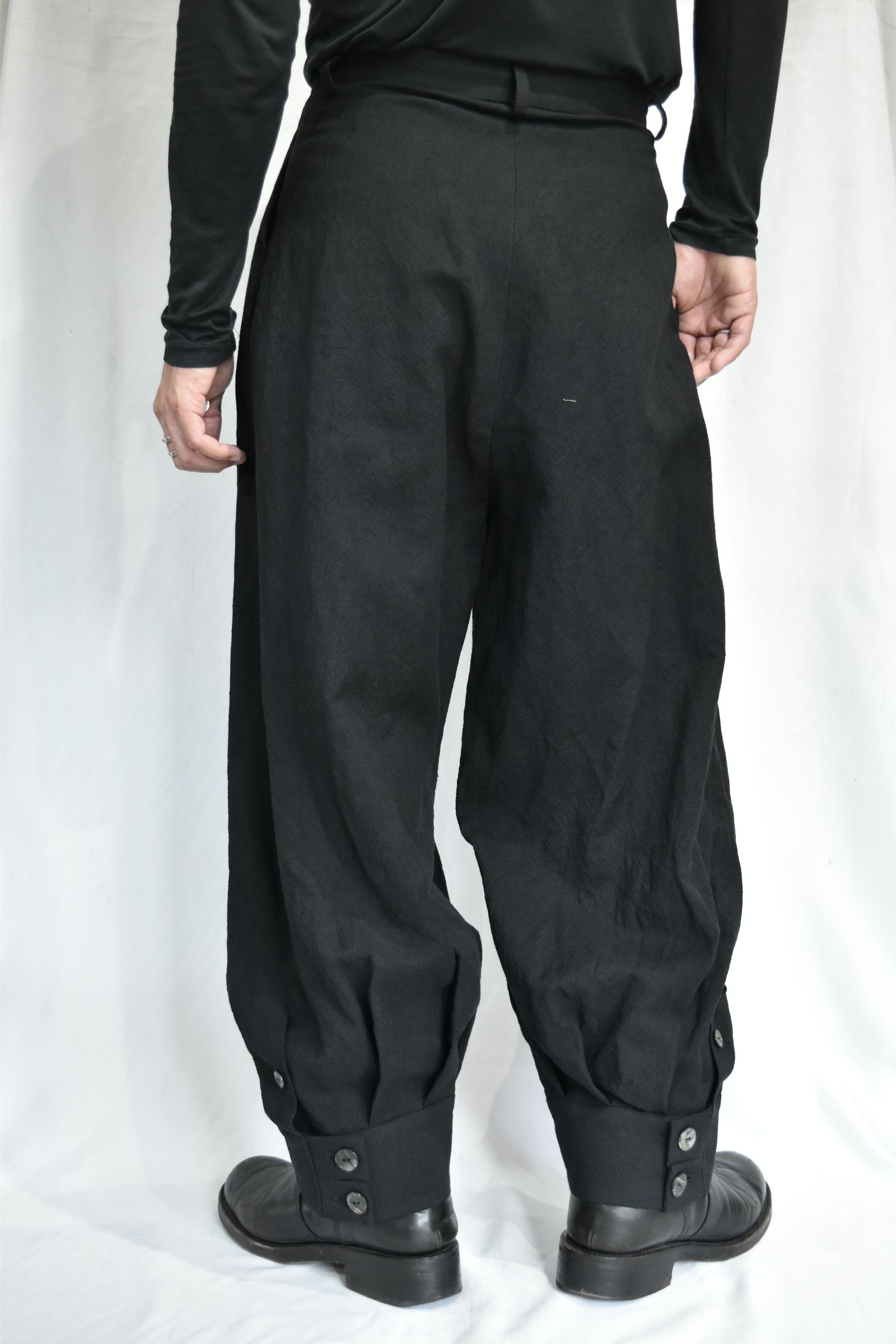 higotai pants