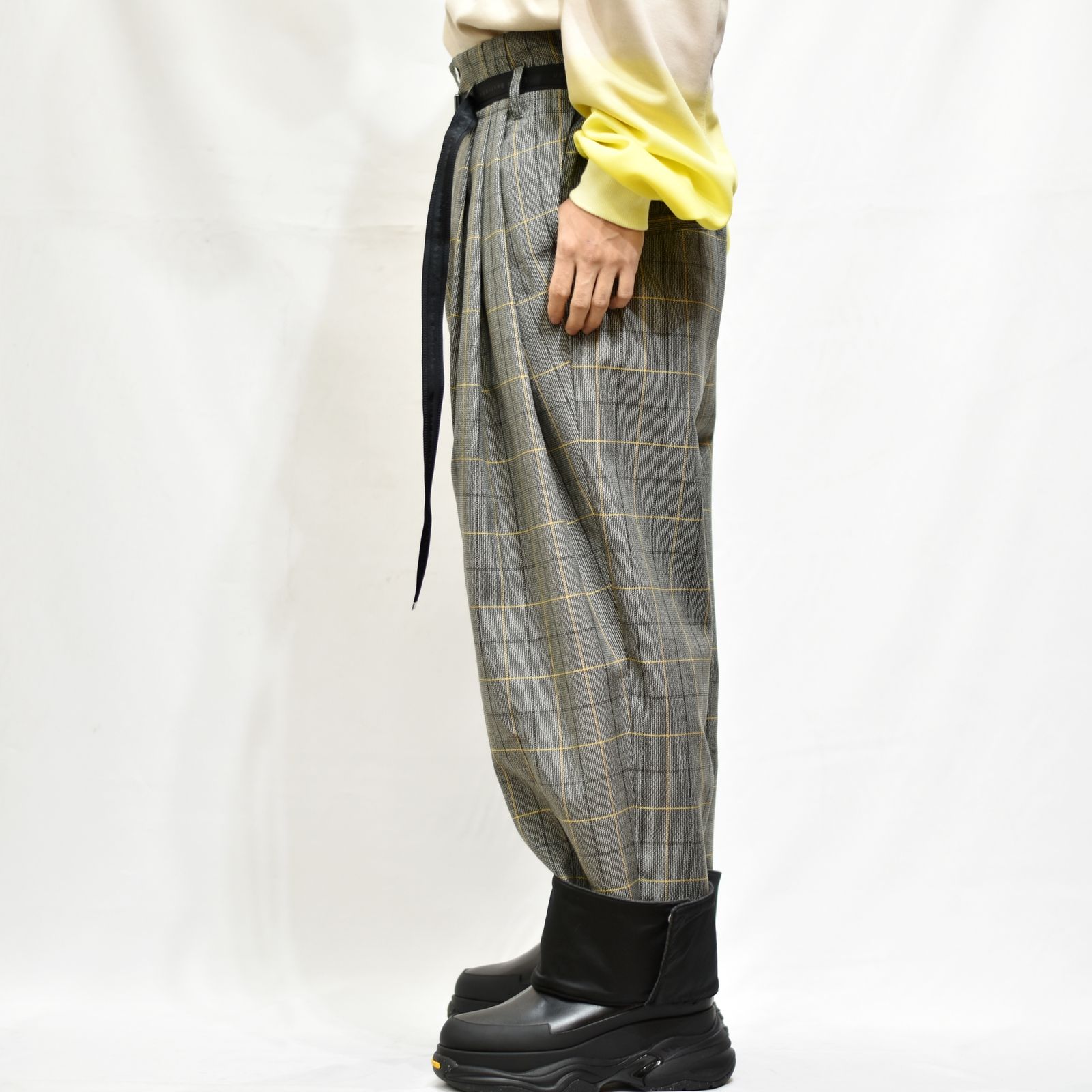 3タックハイウェストカフスワイドパンツ / LB22AW-PT03-VCK (YELLOW TATTERSALL)