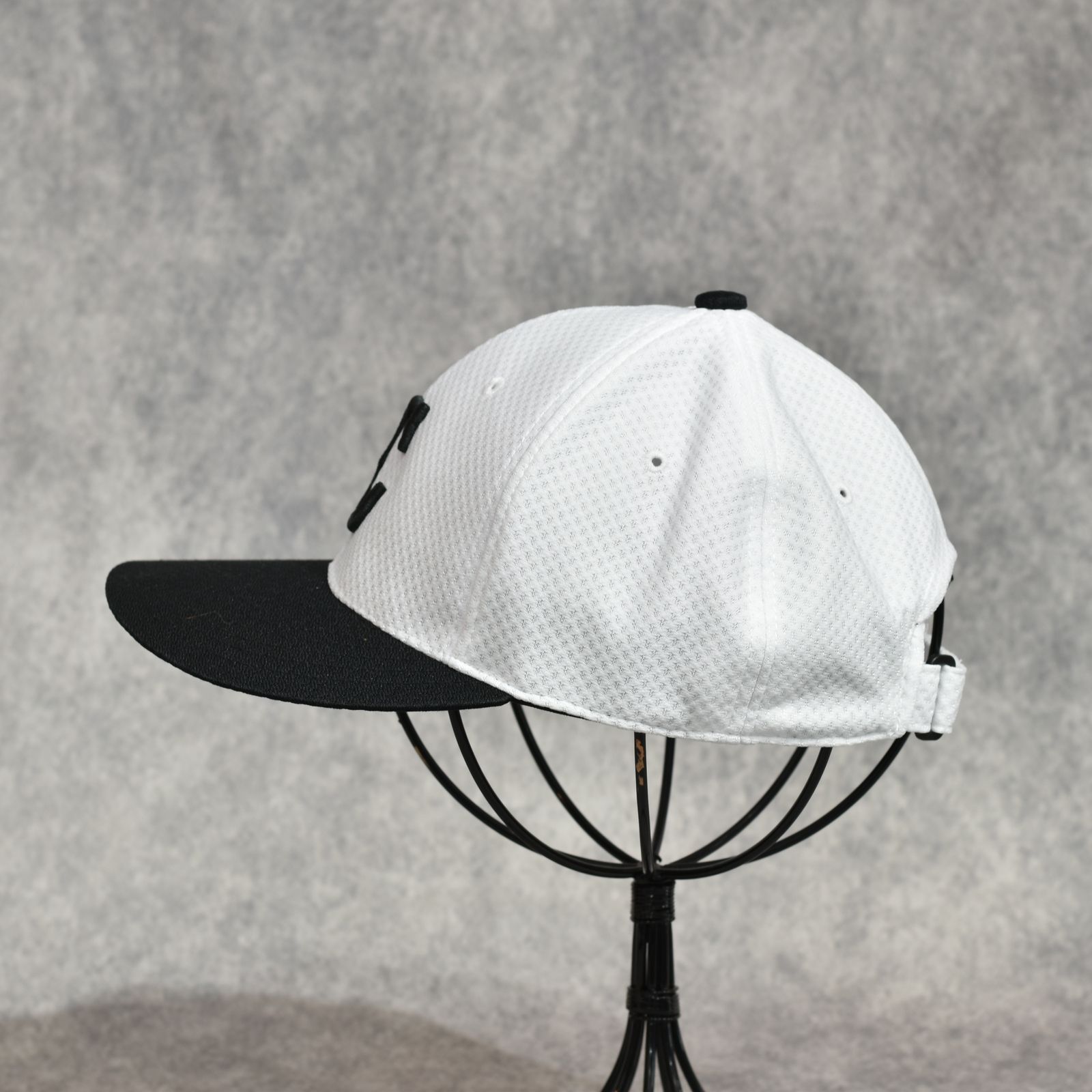 C LOGO REPLICA CAP (BLACK / WHITE)｜メッシュ ベースボールキャップ｜CL-26SS046
