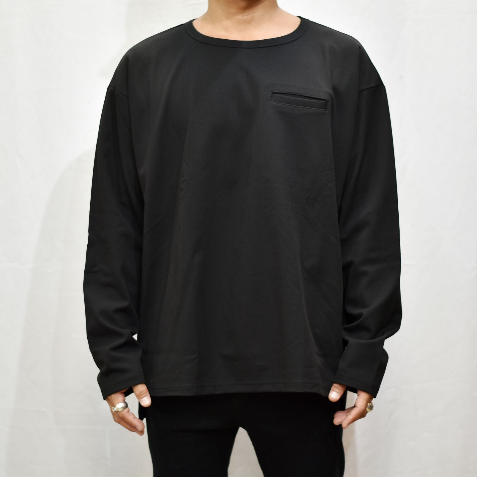 ポリエステルレーヨンアクリル ストレッチ ポケットカットソー （BLACK）