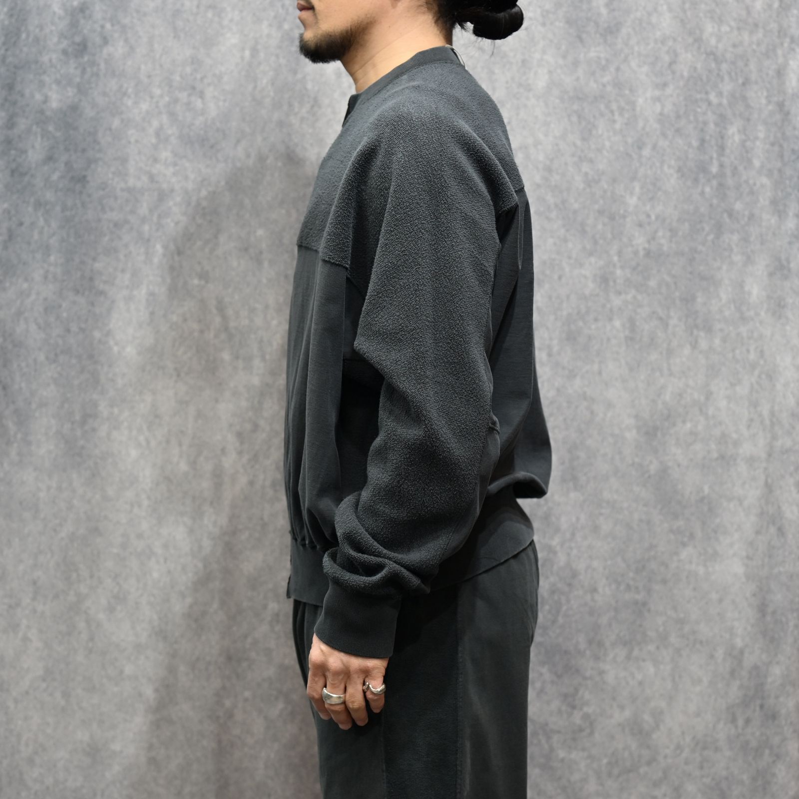 N.HOOLYWOOD × Champion｜REVERSIBLE CARDIGAN （CHARCOAL / チャコール）｜リバーシブルカーディガン｜C8-D020