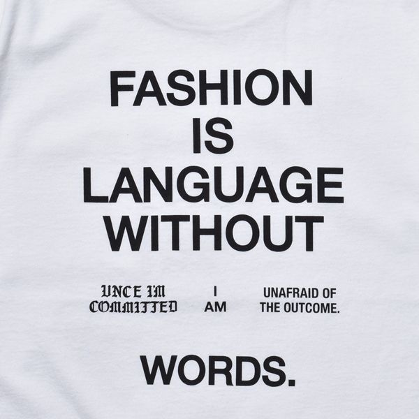 FASHION IS LANGUAGE TEE （WHT） プリント Tシャツ （ホワイト）｜MDFBF08401