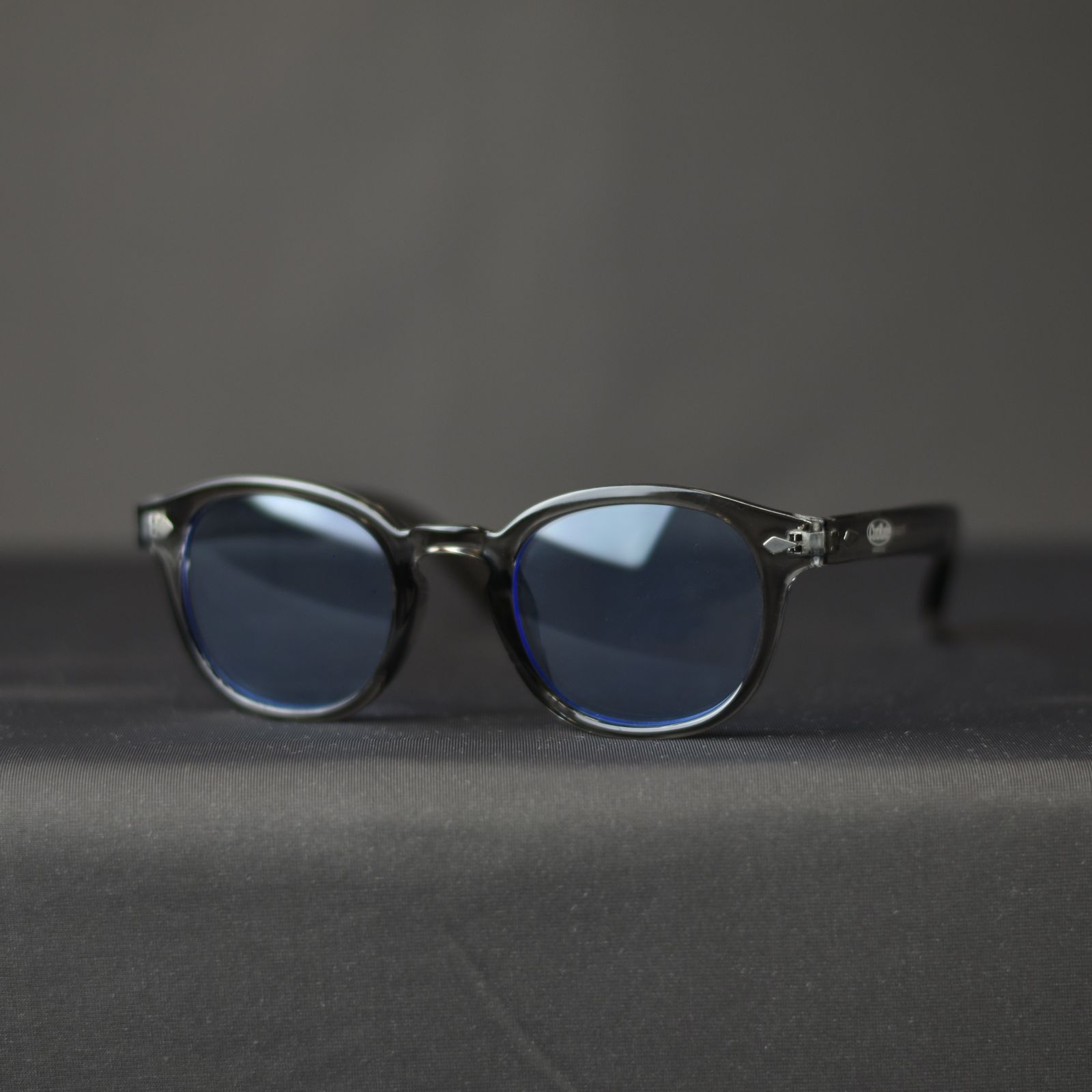 CUTRATE LOGO GLASSES (CLEAR GRAY × BLUE) / カットレイト ロゴ グラシズ