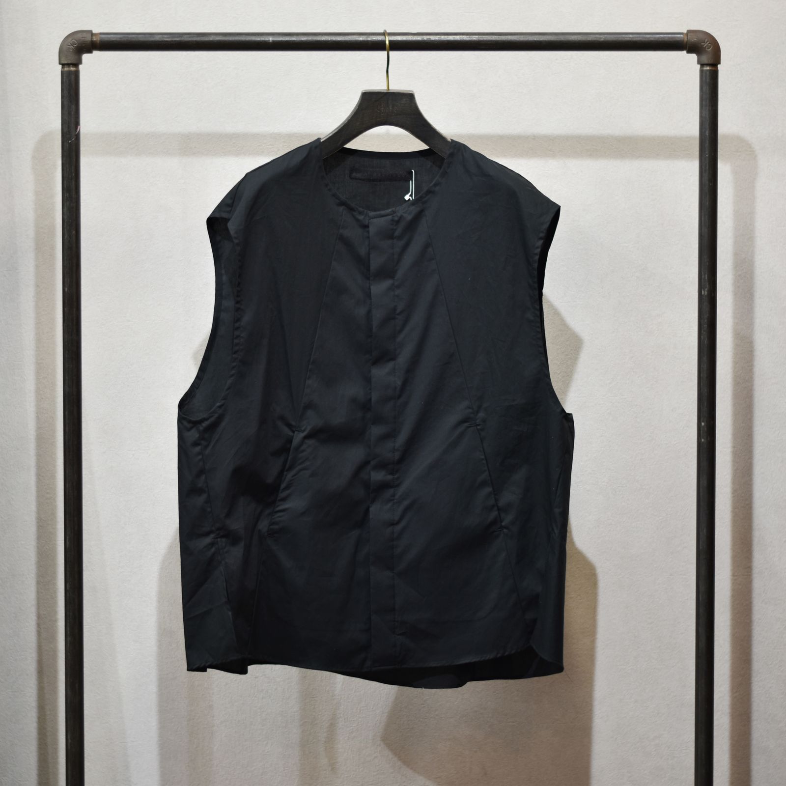 シャツベスト / LB23SS-ESSH01-BC (BLACK)
