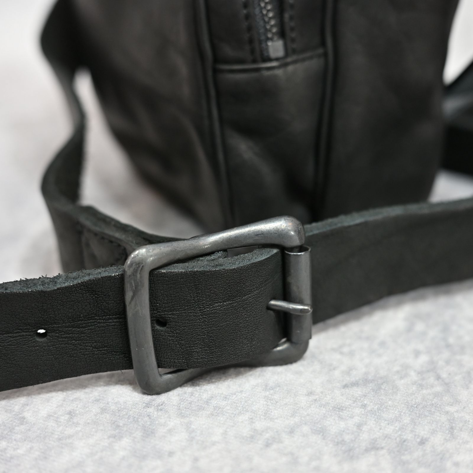 ダブルショルダー製品染め W ZIP ショルダーバッグ （BLACK）｜92-32