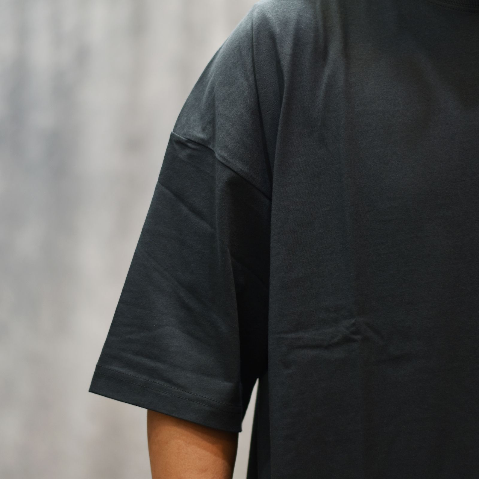 × SHELTECH®︎ CALEE NATIONAL LOGO WIDE TEE (BLACK)｜シェルテック キャリー ロゴ ワイド 半袖Tシャツ｜CL-SHELTECH004