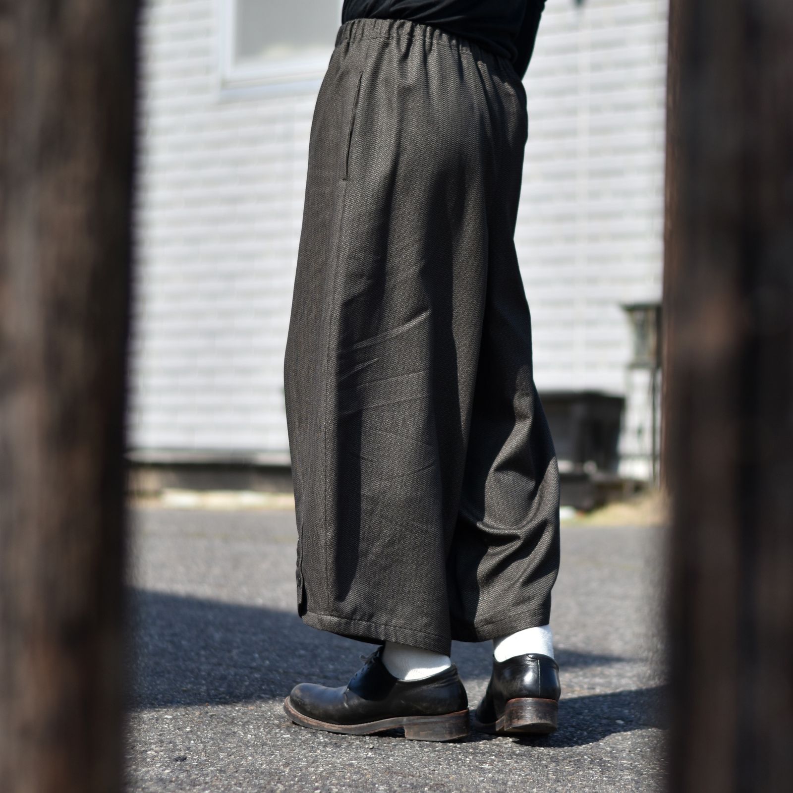 kujaku - hozuki pants (gray) | chord online store