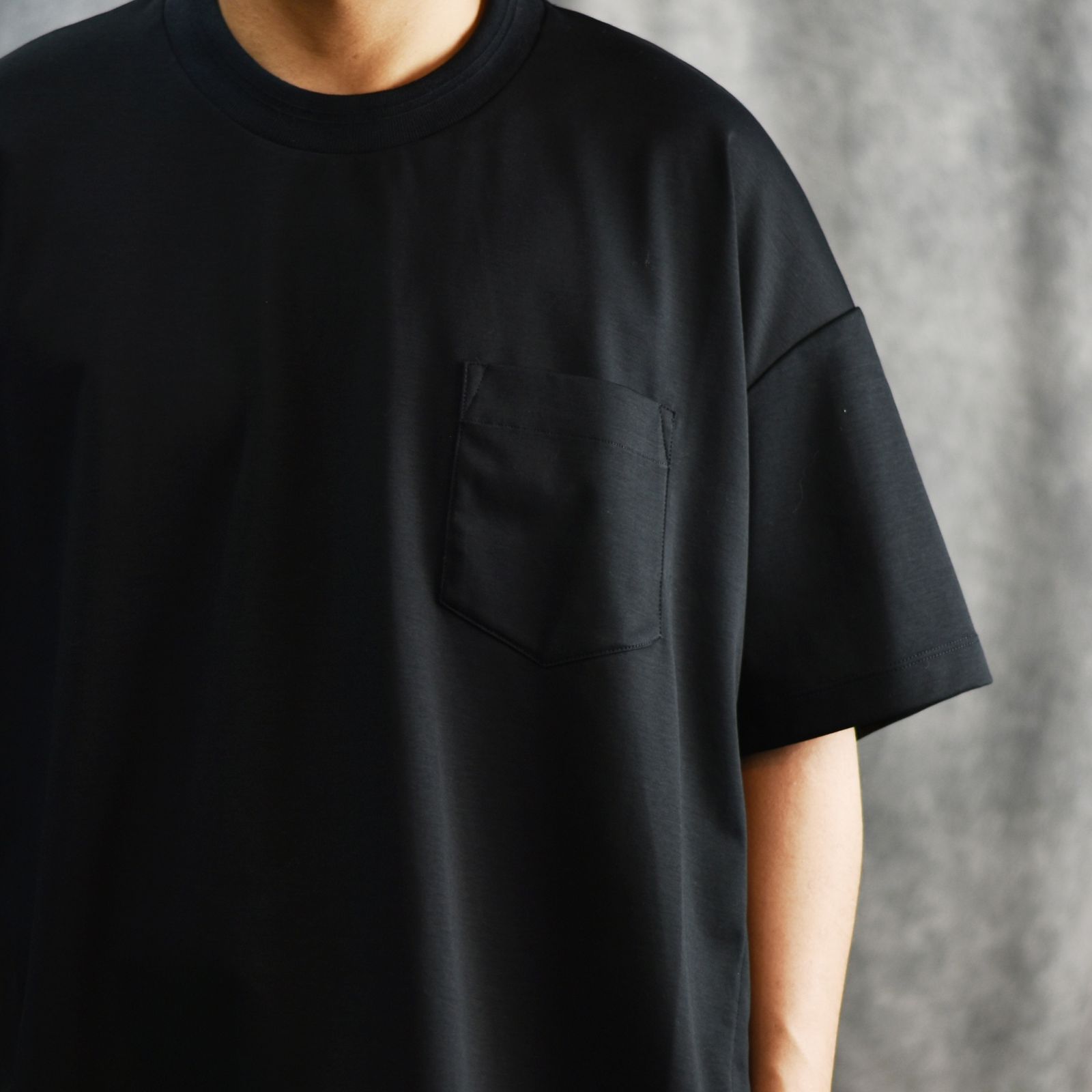 サイドベンツポケットTシャツ (BLACK) / LB25SS-TE09-PLN
