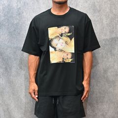 Jonathan Leder × Stie-lo "ALLIE" Crewneck T-SH （BLACK） / プリントTシャツ （ブラック） 25MND-STL003
