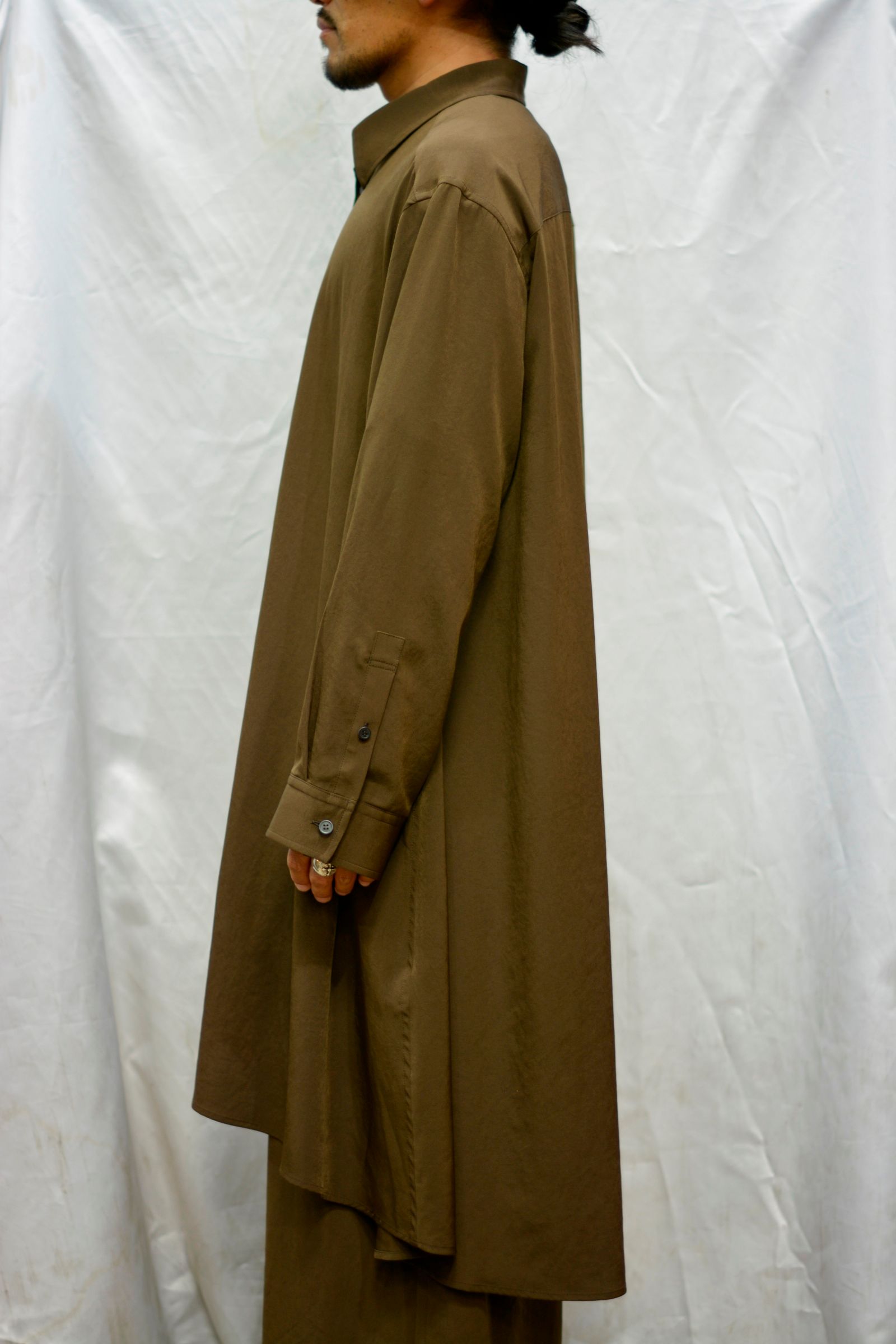 Big asymmetric shi