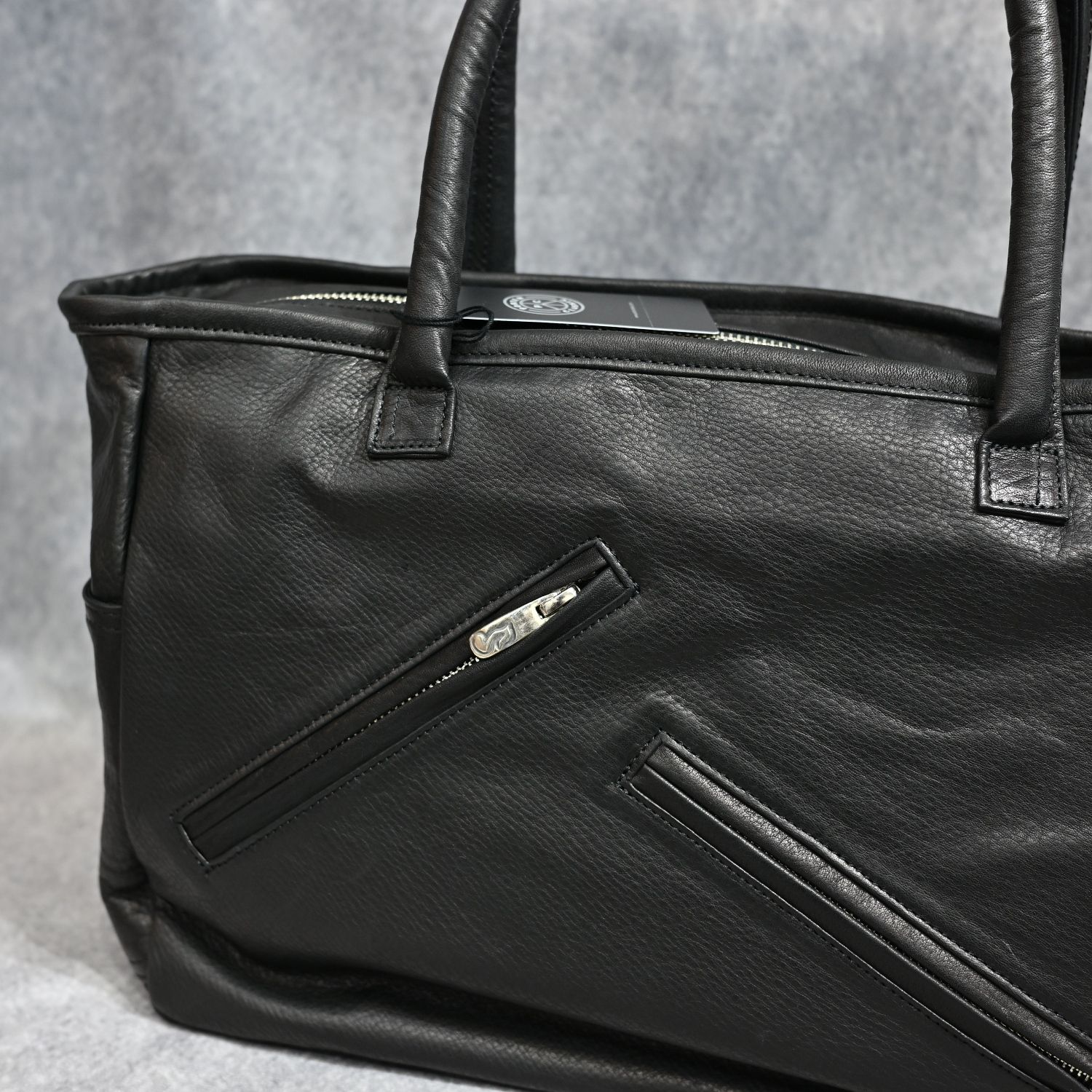 PC RIDERS LEATHER TOTE BAG M W/SILVER ZIPPER （BLACK）｜トートバッグ （ブラック）｜BFA-P-017-3697