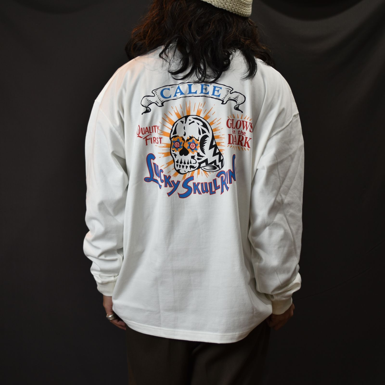 CALEE - LUCKY SKULL RING LOGO DROP SHOULDER L/S TEE (WHITE) / ラッキースカルリング ロゴ  ドロップショルダー ロンT | chord online store