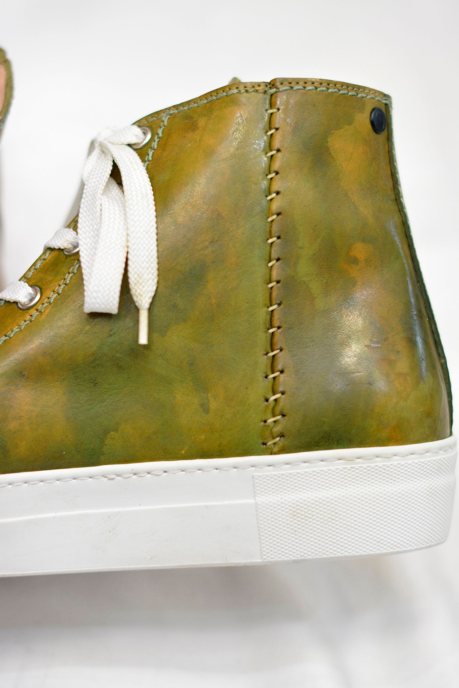 HORSE LEATHER HI-CUT SNEAKER