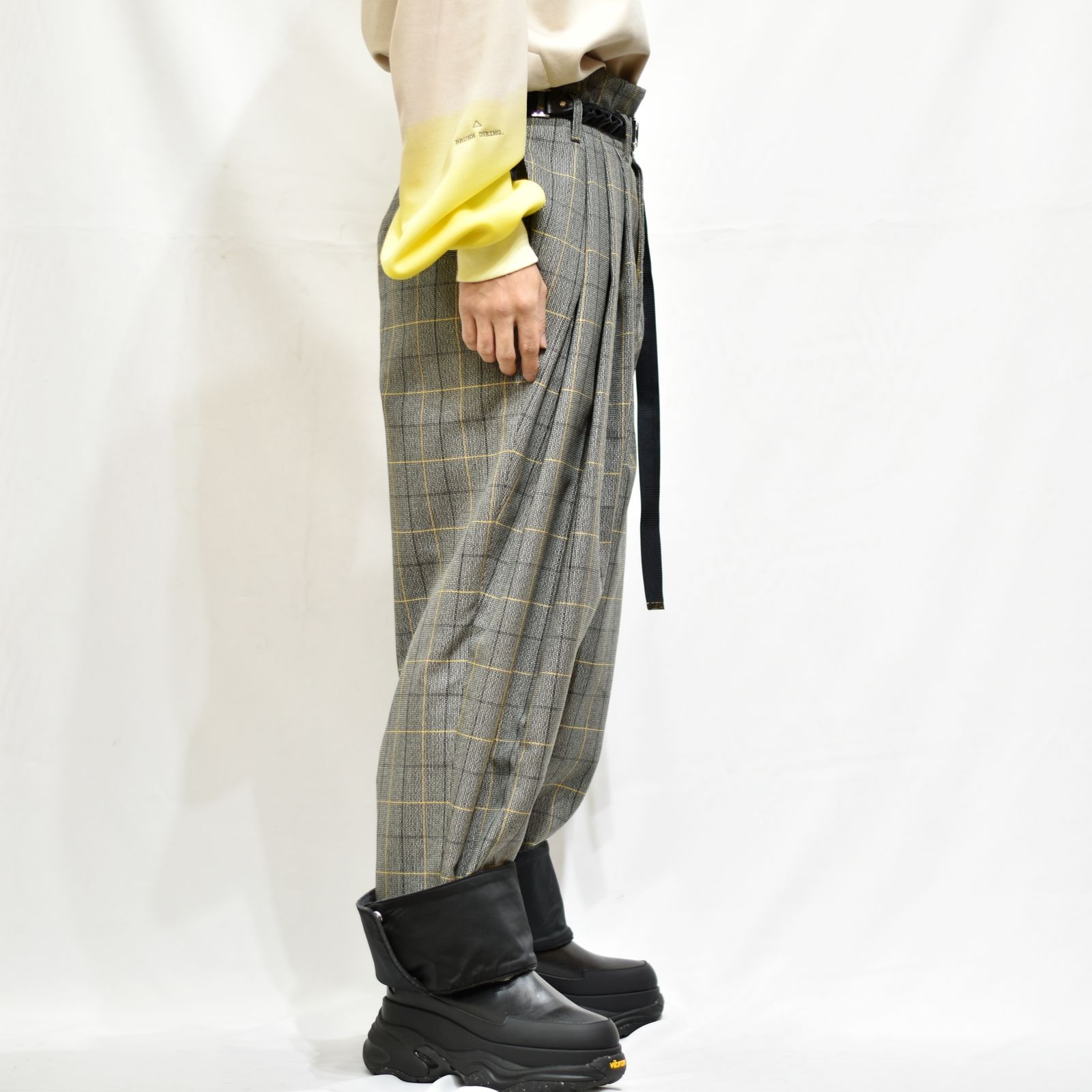 3タックハイウェストカフスワイドパンツ / LB22AW-PT03-VCK (YELLOW TATTERSALL)