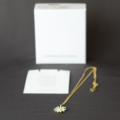 VINTAGE DAISY NECKLACE (GOLD)