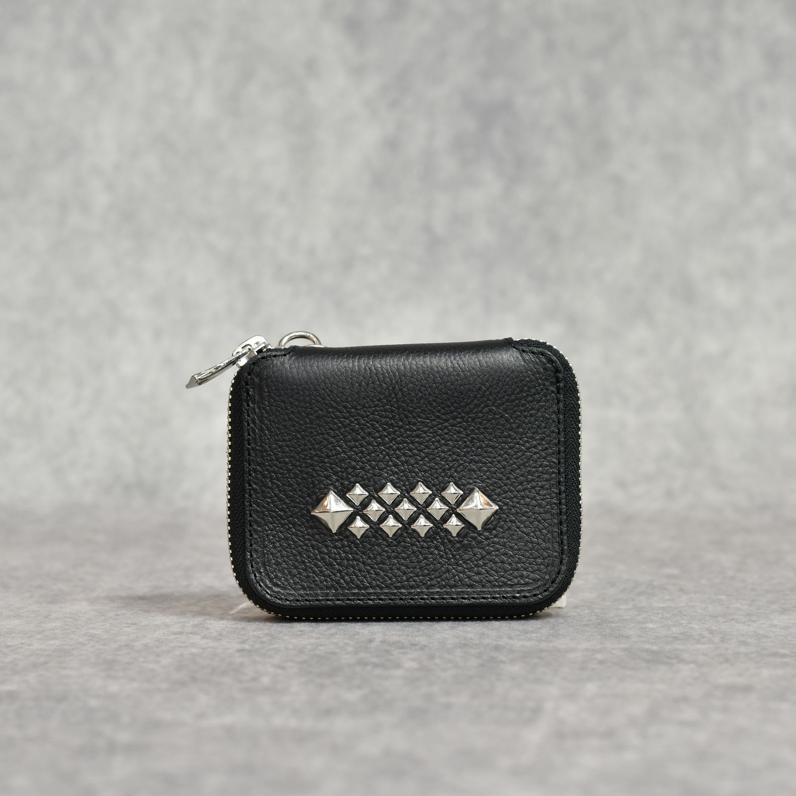 CALEE - STUDS LEATHER ZIP MULTI WALLET (BLACK)｜スタッズレザー