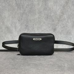 STUDS LEATHER BODY BAG (BLACK)｜ボディバッグ ウエストポーチ セカンドバッグ｜CL-25AW005LE