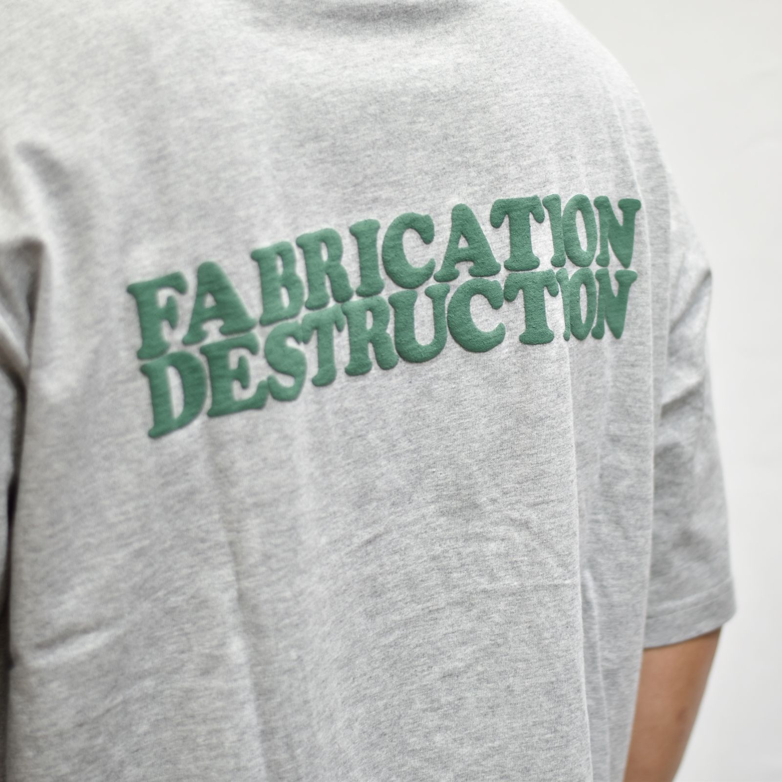 CUTRATE FLAME FLOCKY LOGO DROPSHOULDER S/S -T-SHIRT (MIX GRAY)