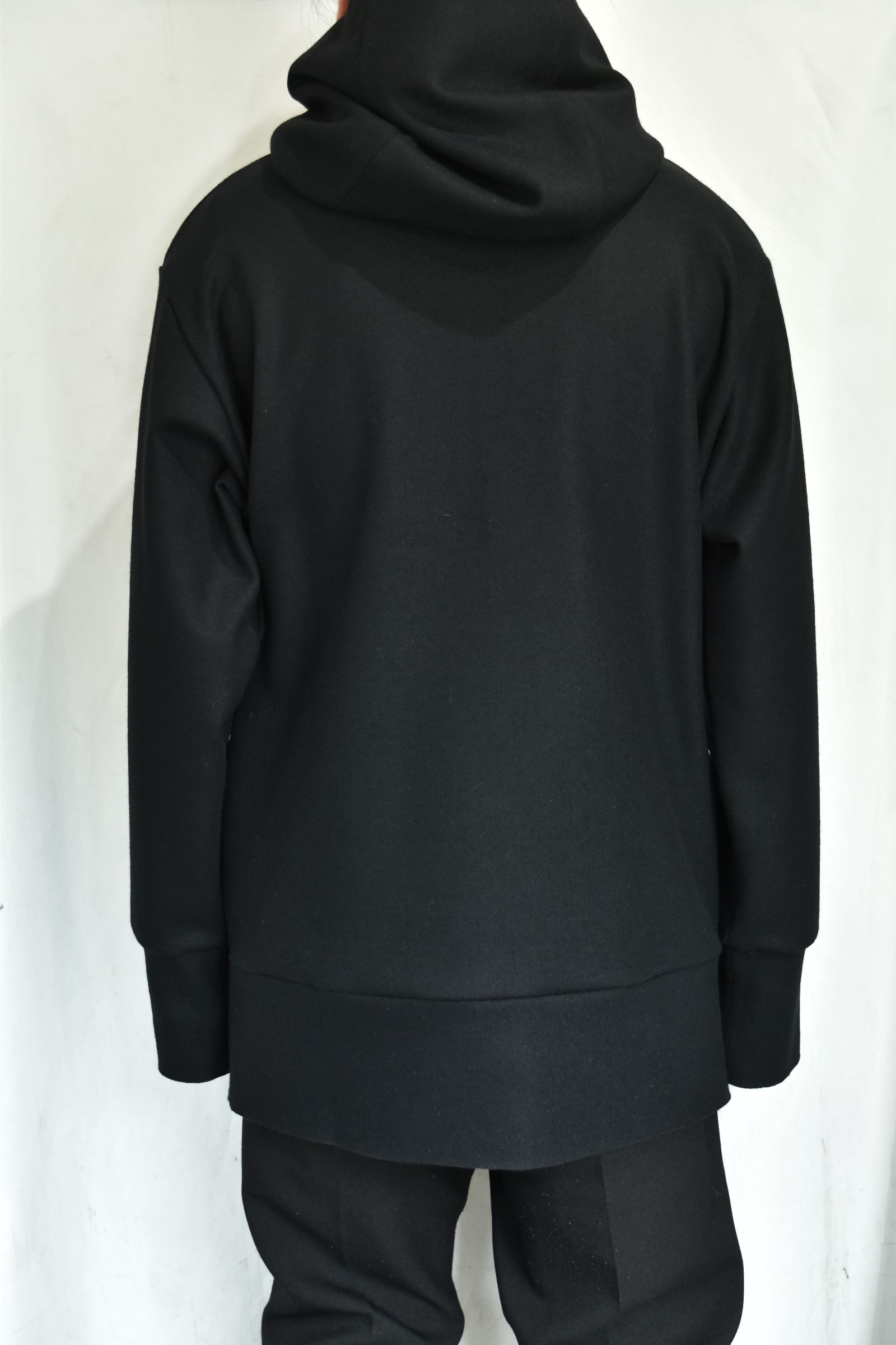 sarusuberi hoodie