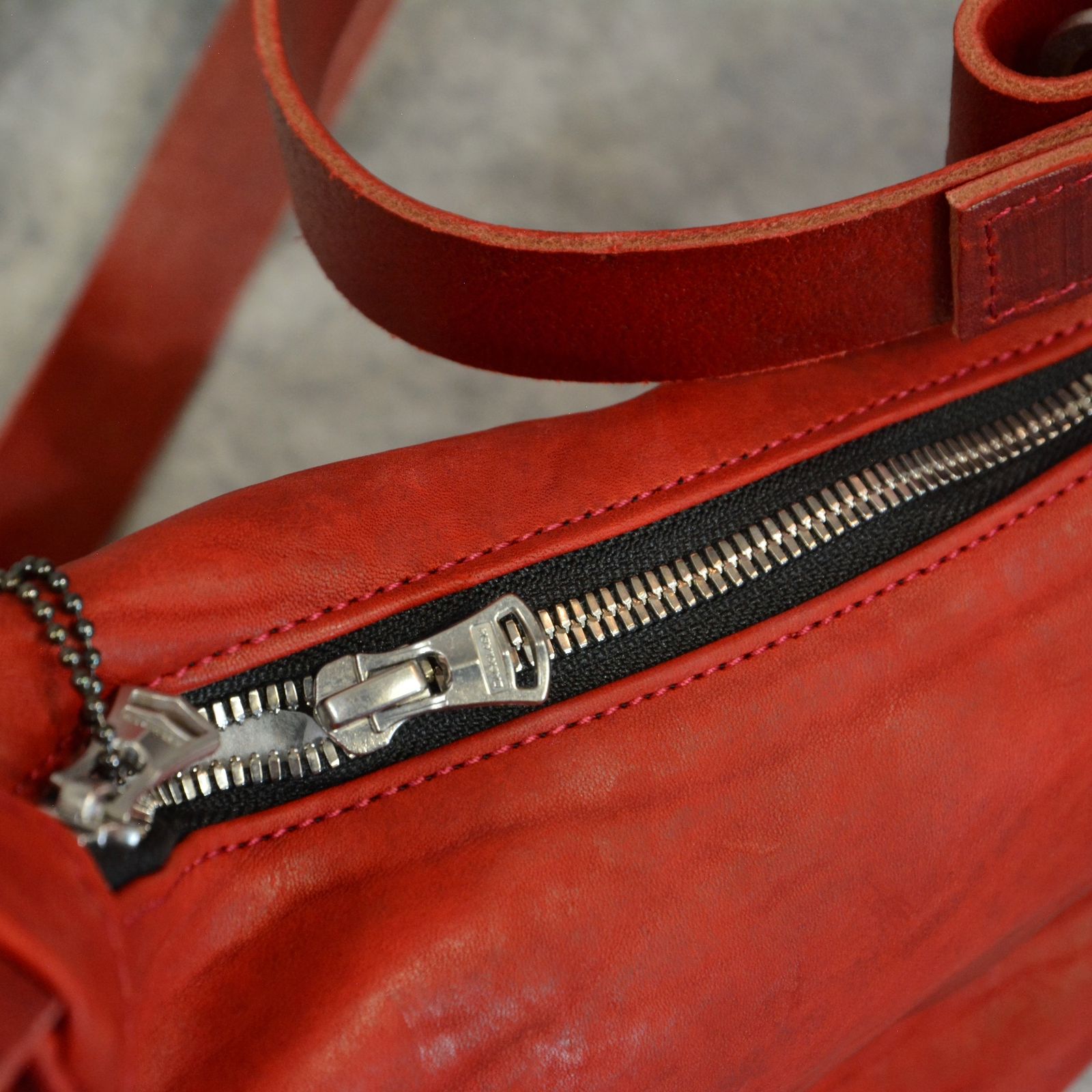 イタリアンダブルショルダー ヴィンテージ製品洗い ショルダーバッグ （RED） 258-01