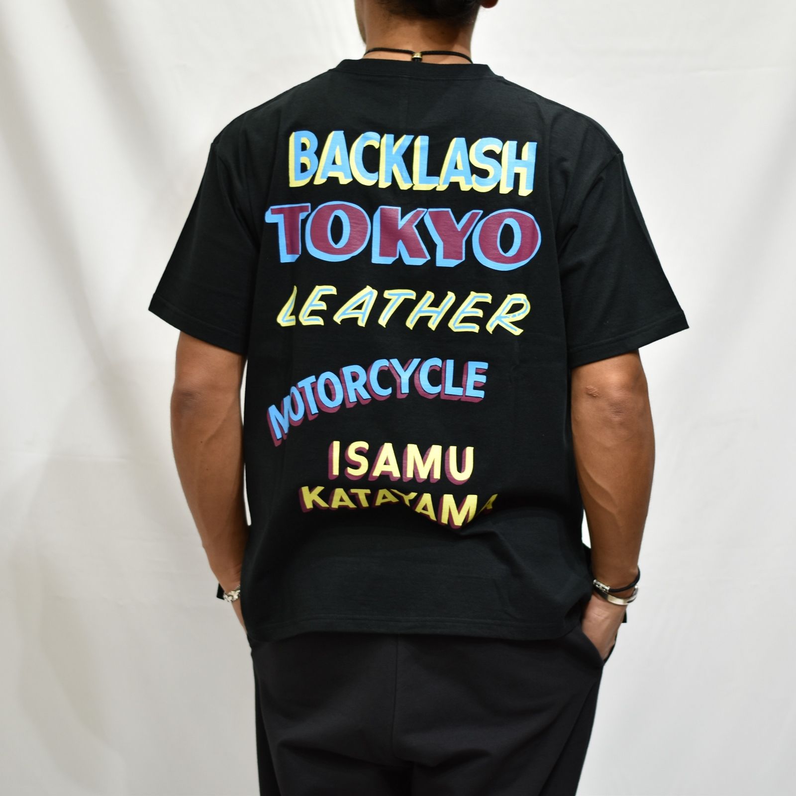 × Klevay Paper Signs アートTシャツ