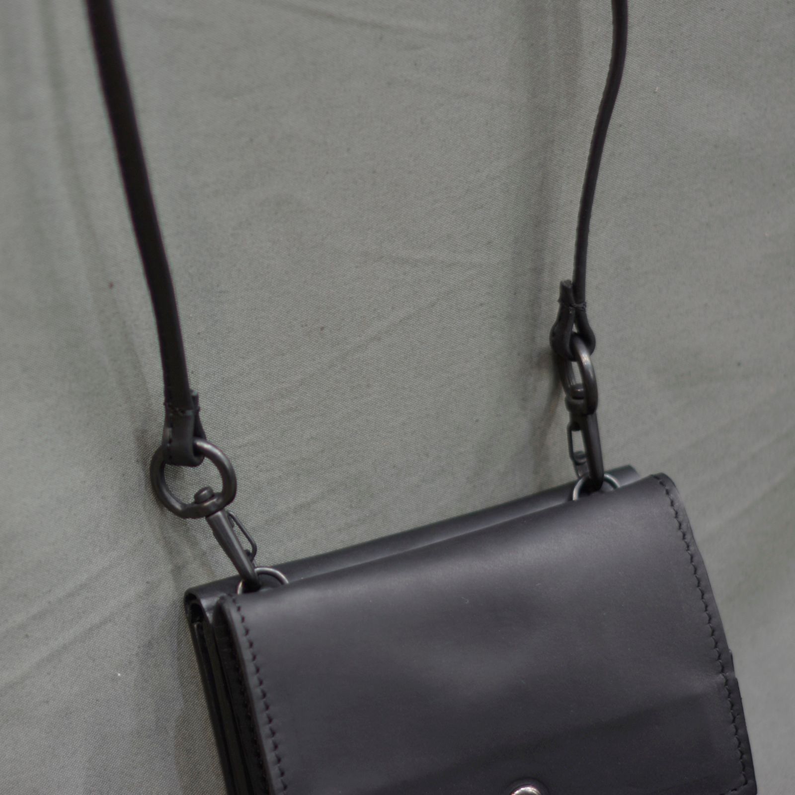 GUIDI オイルカーフ 三つ折りウォレット コード付き