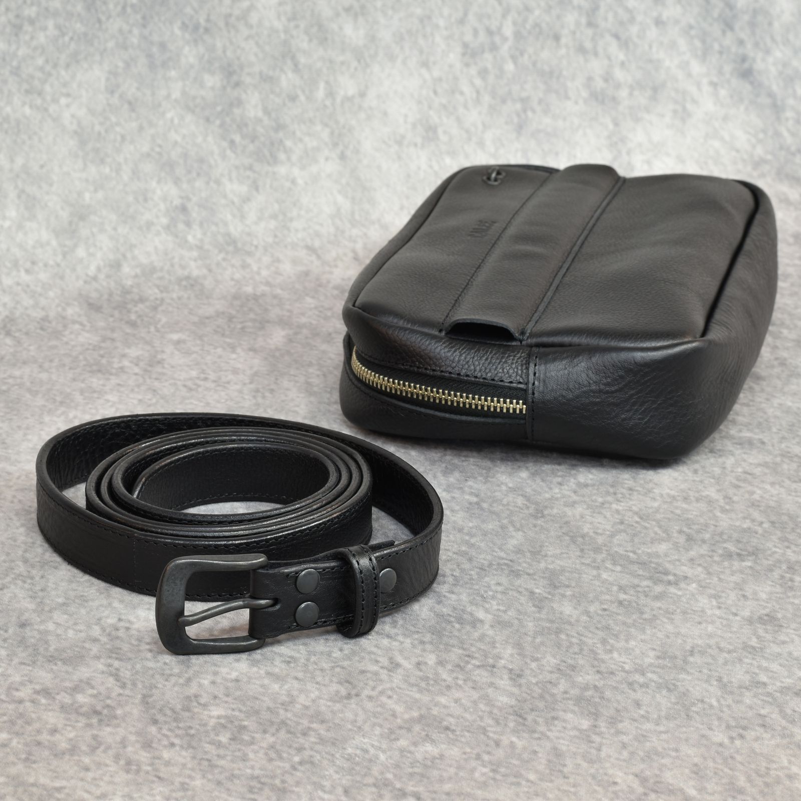 STUDS LEATHER BODY BAG (BLACK)｜ボディバッグ ウエストポーチ セカンドバッグ｜CL-25AW005LE