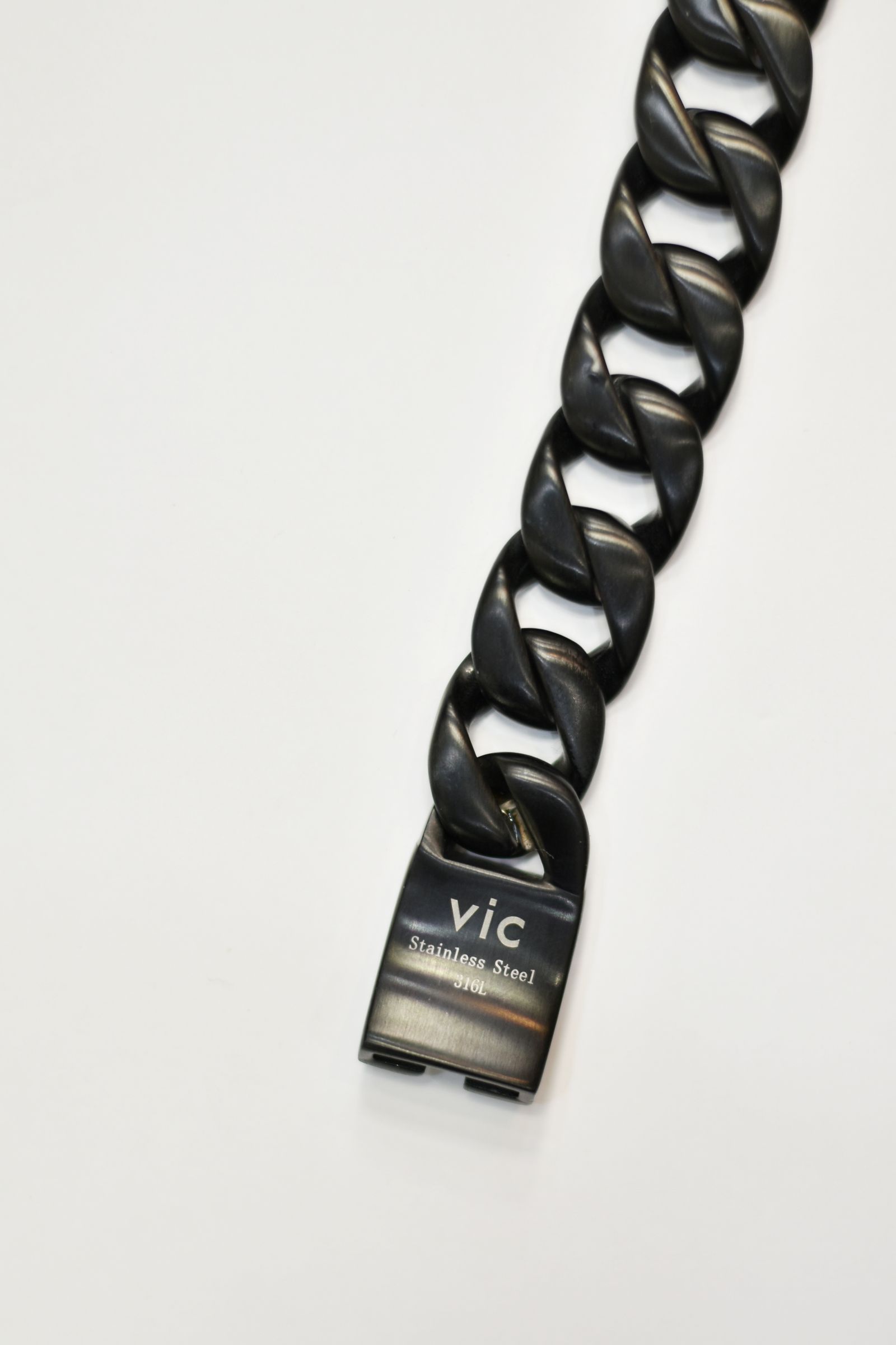 vic by gunda / ヴィク / V-BR-01 / Black