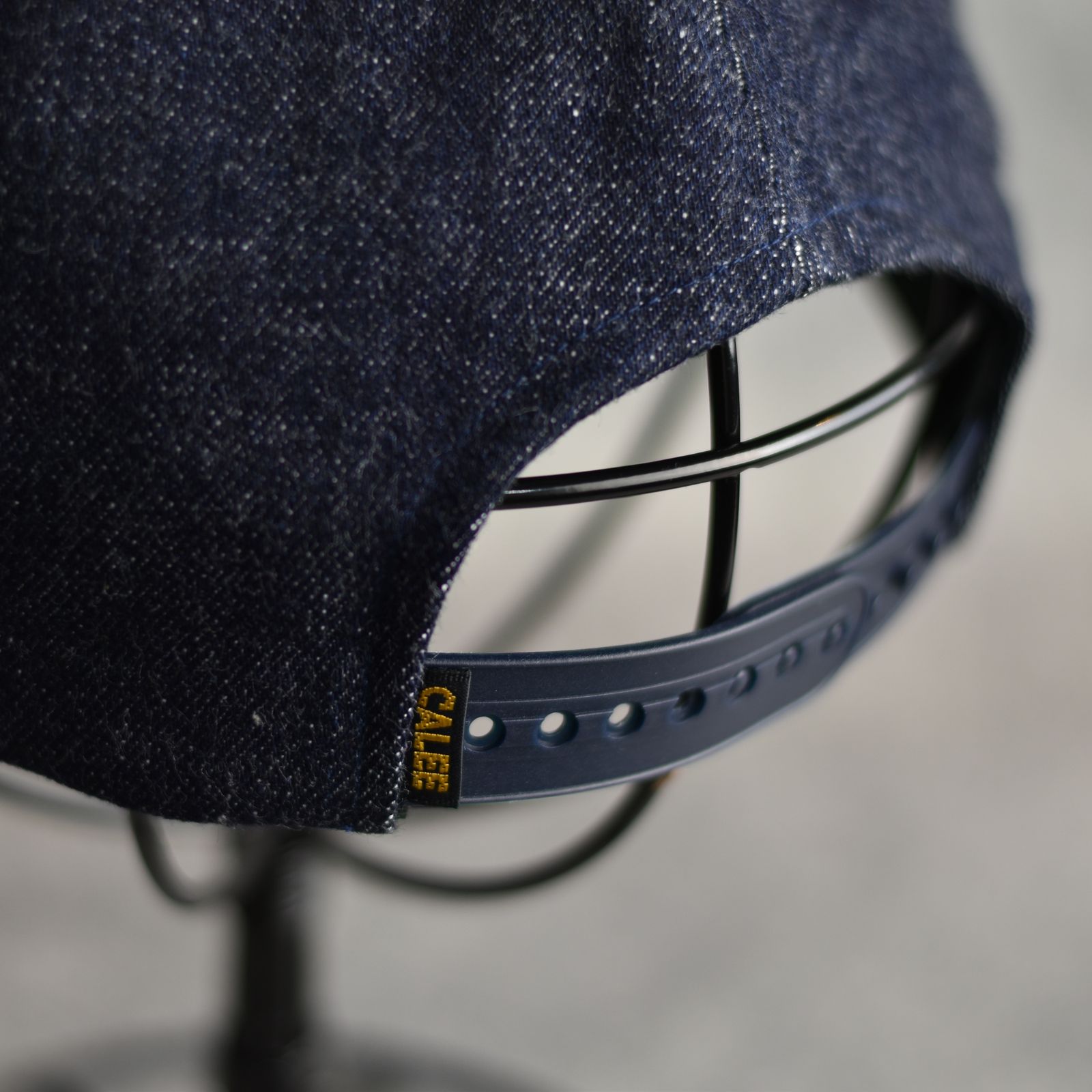 "S.V.D.S.H" DENIM CAP (INDIGO BLUE) / デニム ベースボールキャップ