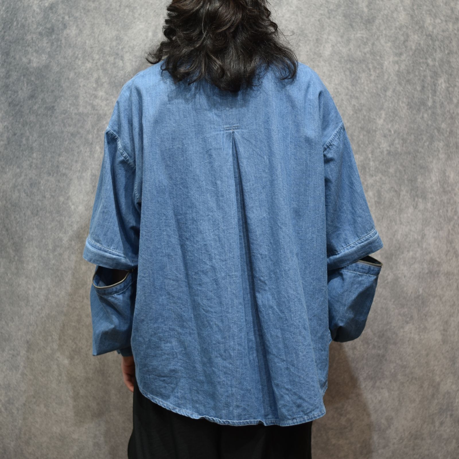 デタッチャブルスリーブホックカフスシャツ (BLUE WASHED)｜LB26SS-SH11-BWD