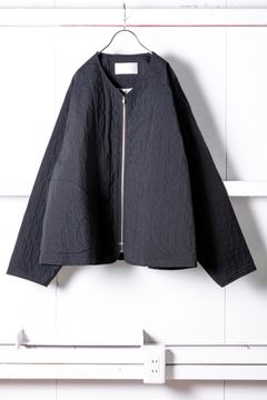 quilting over blouson (BLACK)