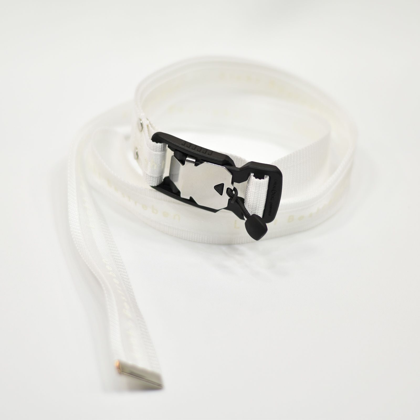 マグネットバックルロングベルト / LB22SS-AC01 (WHITE×SILVER)