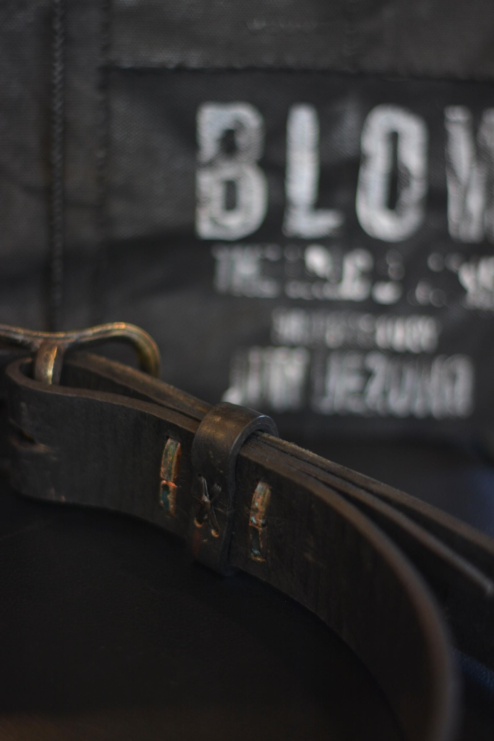 "HANDGRAVING LEATHER BELT"