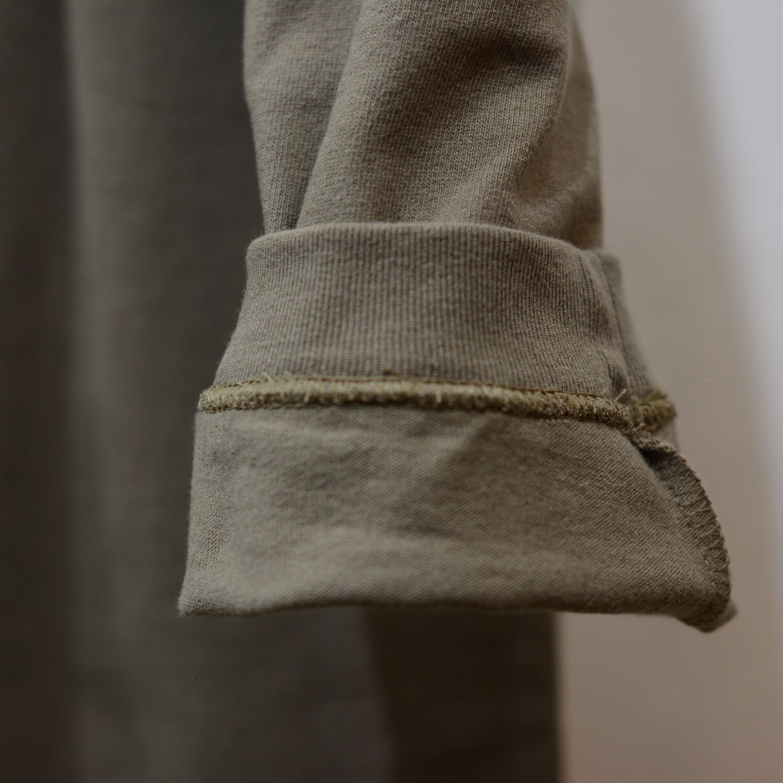 ロングスリーブ カットソー （KHAKI）