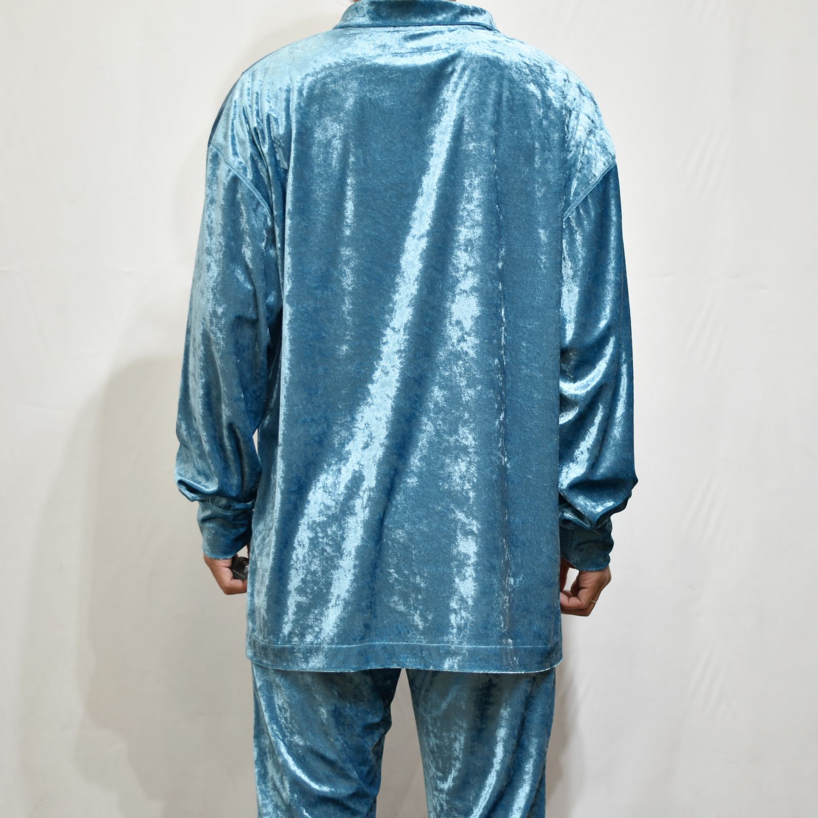 CRUSHED VELOURS LONG SLEEVE SHIRT (BLU)