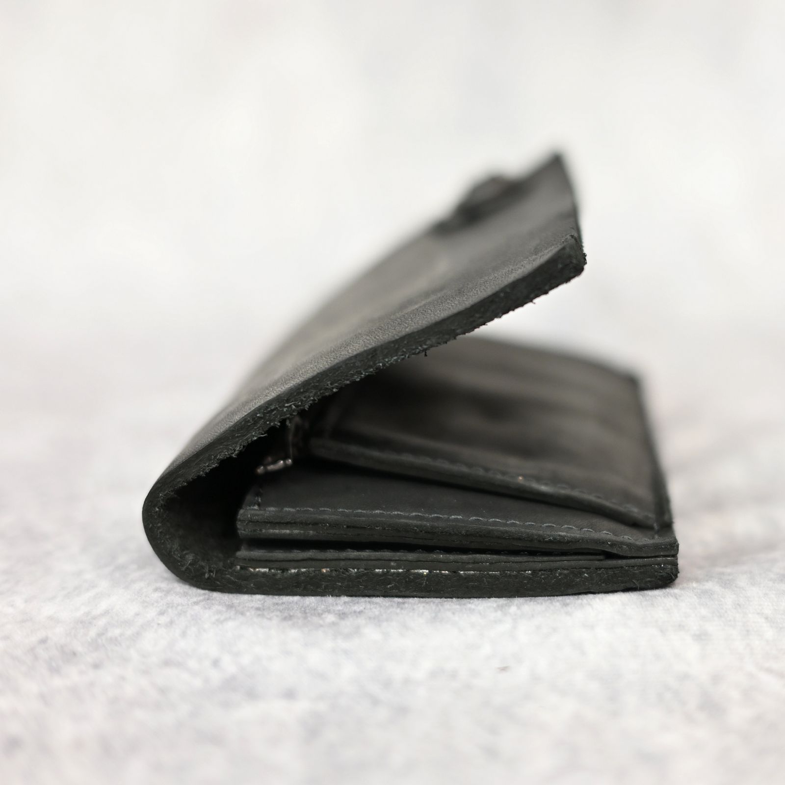 ダブルショルダーレザー製品染め 札入れ （BLACK / ブラック） 318-03