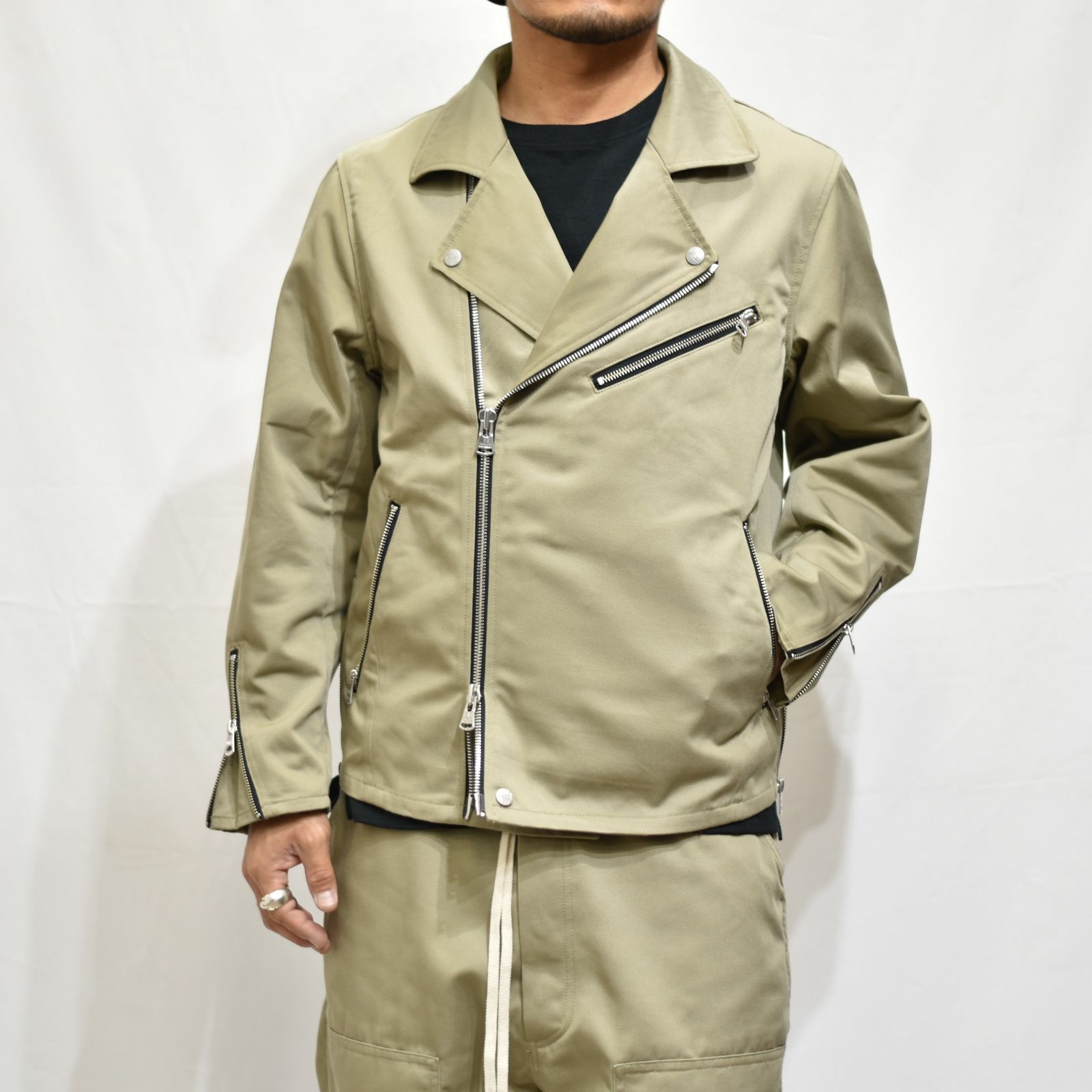 ×× Dickies ライダース (KHAKI)