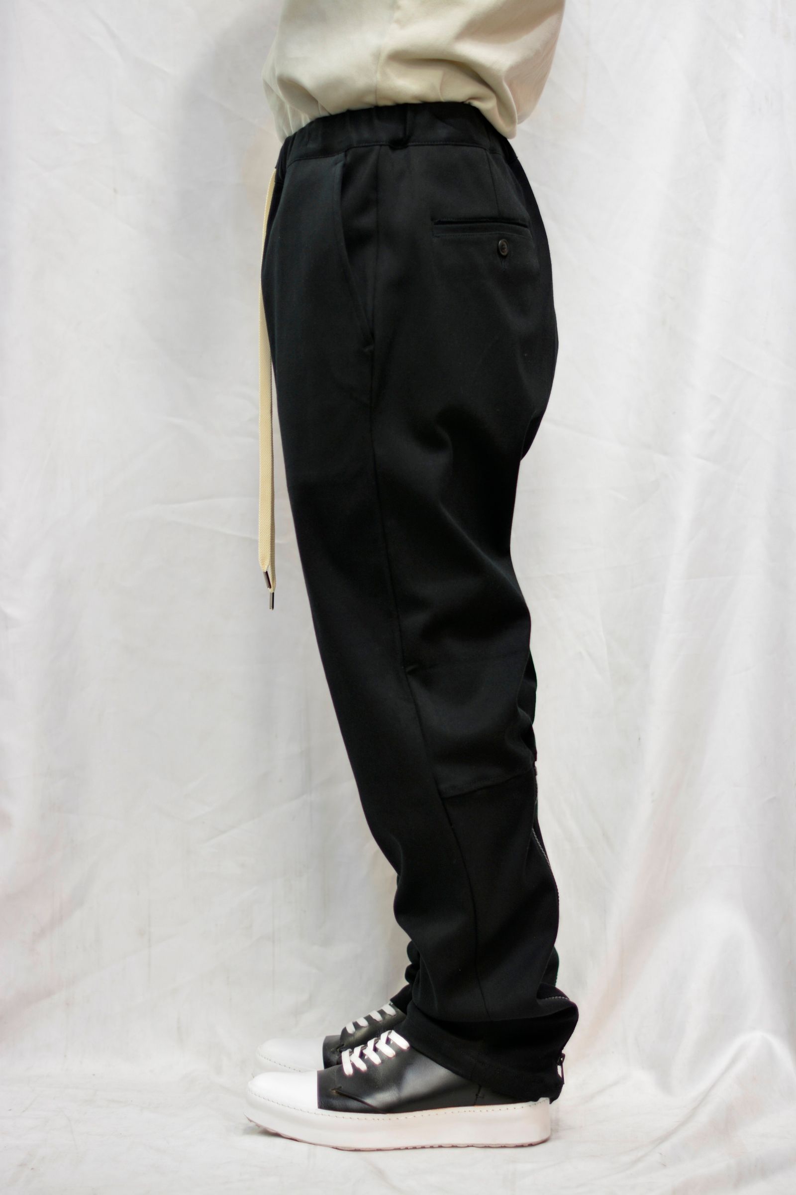 レーヨンストレッチ ツイルパンツ