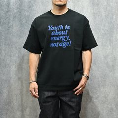 Youth is about TEE （BLK） プリント Tシャツ （ブラック）｜MDFBF08403