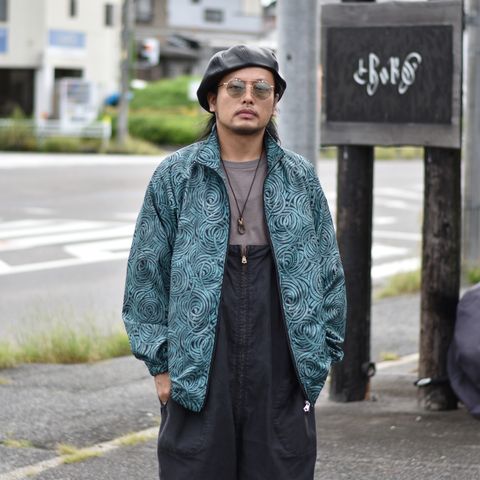 ALLOVER SPIRAL PATTERN TRACK JACKET (BLACK.TURQUOISE) / スパイラル柄 トラックジャケット