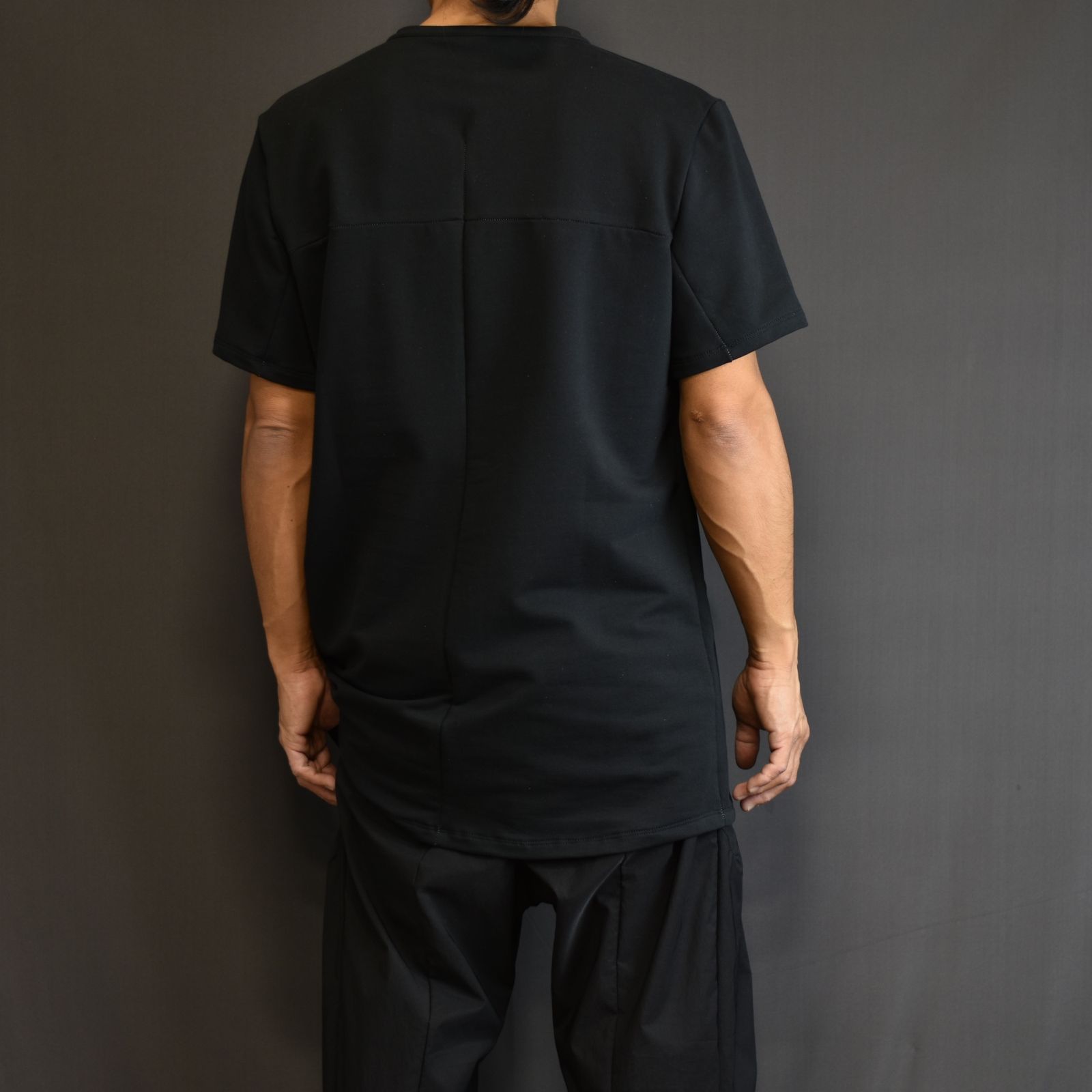 CUT＆SAWN HENLEY NECK （BLK）
