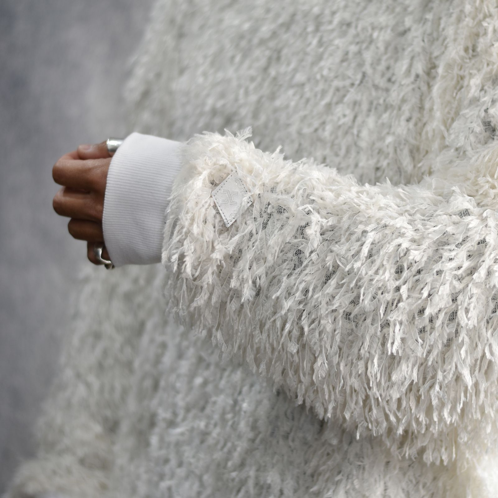 FEATHER KNIT CREWNECK SWEATER (WHT) / シャギーニット クルーネック スウェット