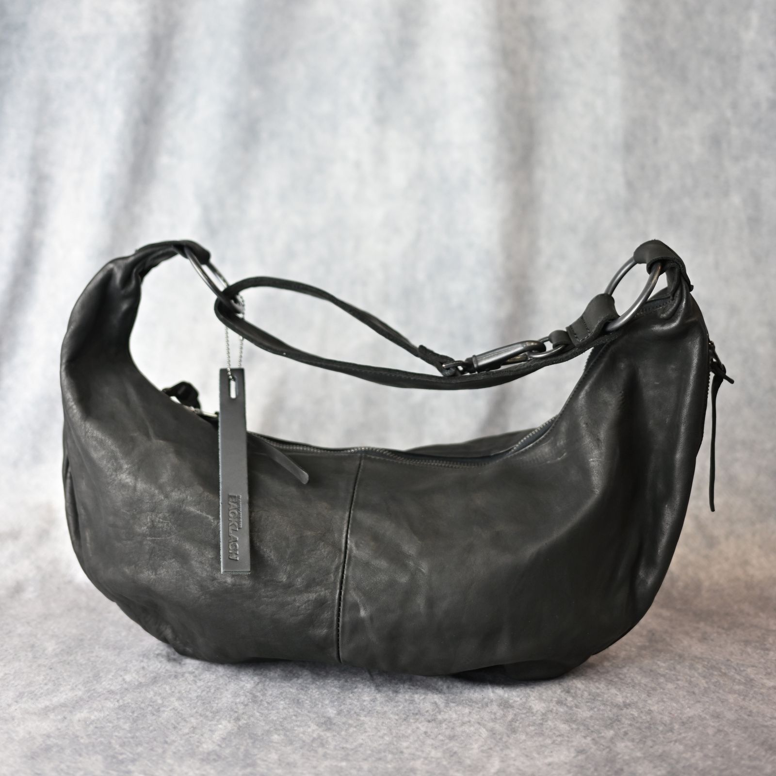 ダブルショルダーレザー フルタンニン製品染め ショルダーバッグ （BLACK / ブラック） 92-10